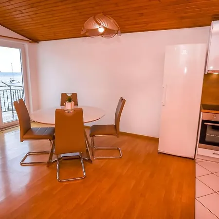 Mira Apartament Primošten
