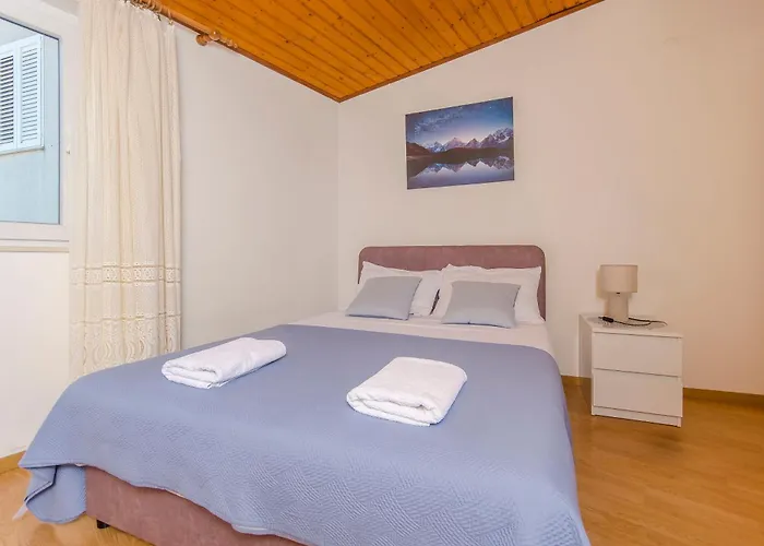 Mira Apartamento Primošten